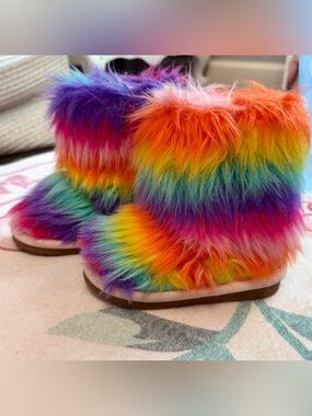 Link Kids Rainbow Faux Fur Boots - Orange, Pink, Purple, Blue, Green, Yellow